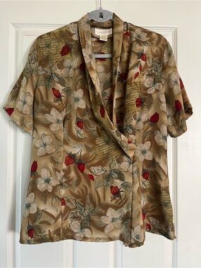 Christie & Jill Floral Wrap Blouse - Tan with Red & Cream Floral size 10